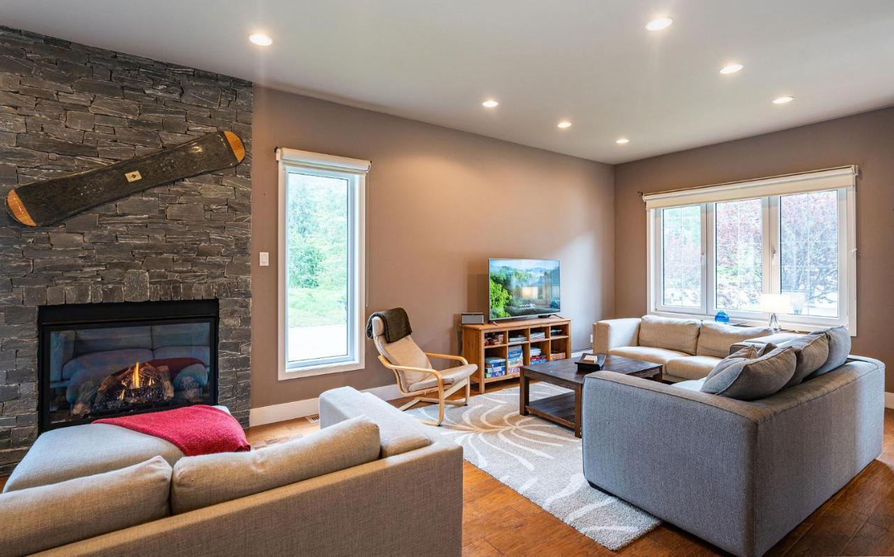 Aspen Lodge By Revelstoke Vacations Exterior foto